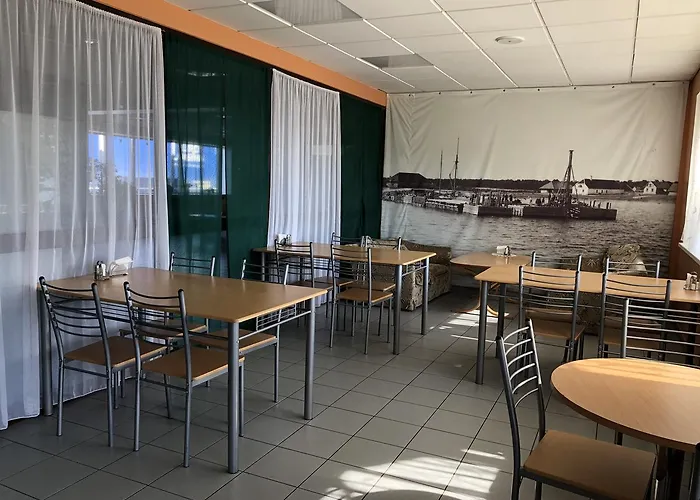 Heltermaa Hostel Hotell Heltermaa